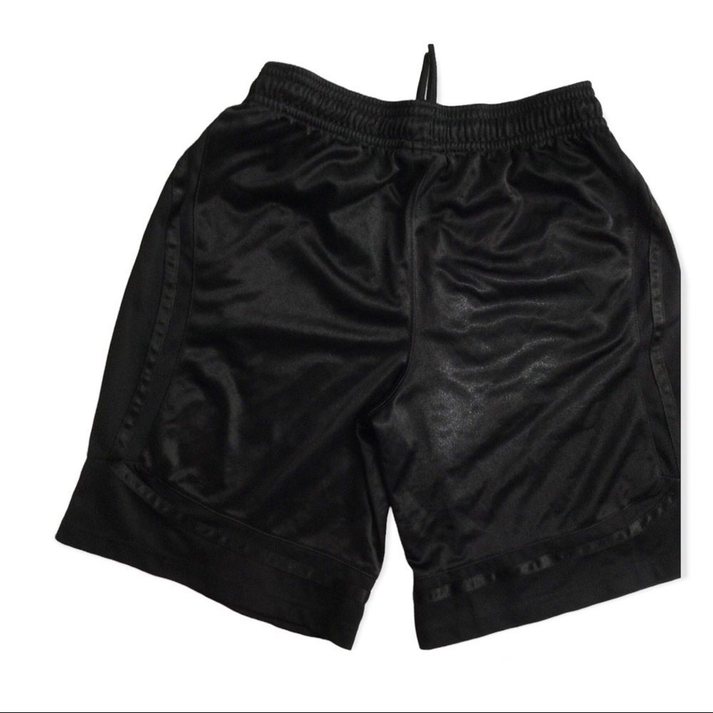 AND1 MEN BASKETBALL SHORTS - Picture 2 of 5